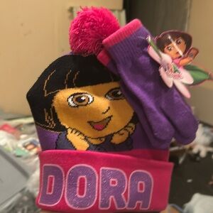 Vintage Dora  the explorer hat/gloves